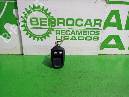 Used Left front window switch PEUGEOT 206 Saloon 1.4 (75 hp) 31554285