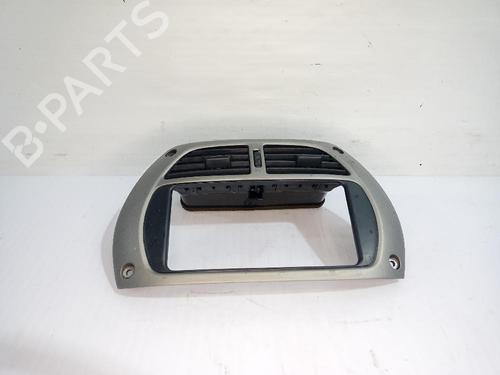 Used Air vent TOYOTA RAV 4 V (_A5_, _H5_) 2.0 VVTi (MXAA52) (150 hp) 31556764