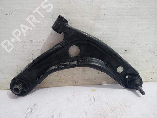 Used Right front suspension arm TOYOTA YARIS (_P13_) 1.5 (NSP131_) (112 hp) 31562787