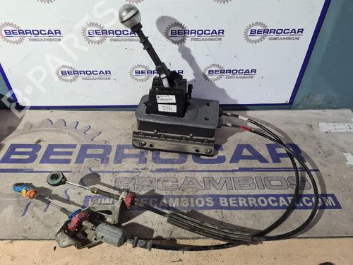 Used Gear lever Gear lever ALFA ROMEO GIULIETTA (940_) 1.6 JTDM (940FXD1A) (105 hp) 31570037 31570037