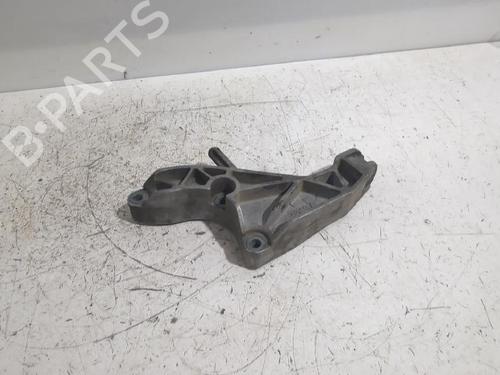 Used Engine mount Engine mount OPEL ASTRA H Saloon (A04) 1.7 CDTi (L69) (101 hp) 33735179 33735179