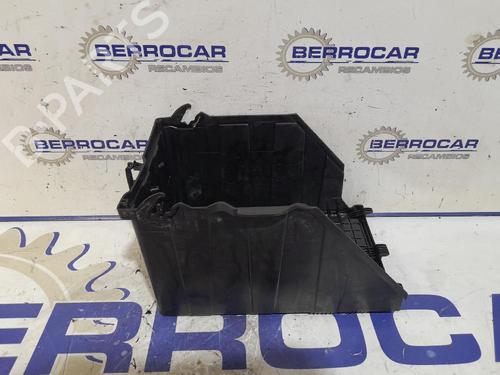 Used Support Support PEUGEOT 5008 (0U_, 0E_) 2.0 HDi 150 / BlueHDi 150 (150 hp) 31540559 31540559