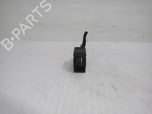 Used Headlight switch SEAT IBIZA II (6K1) 1.4 i (60 hp) 31556958