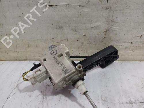 Used Fuel door actuator Fuel door actuator MERCEDES-BENZ CLK (C209) CLK 240 (209.361) (170 hp) 31564359 31564359