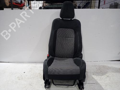 Used Left front seat TOYOTA AURIS (_E18_) 1.8 Hybrid (ZWE186_, ZWE186R) (136 hp) 31554743