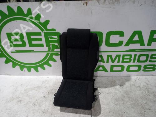 Used Rear seat OPEL ZAFIRA A MPV (T98) 2.0 DI 16V (F75) (82 hp) 31552956