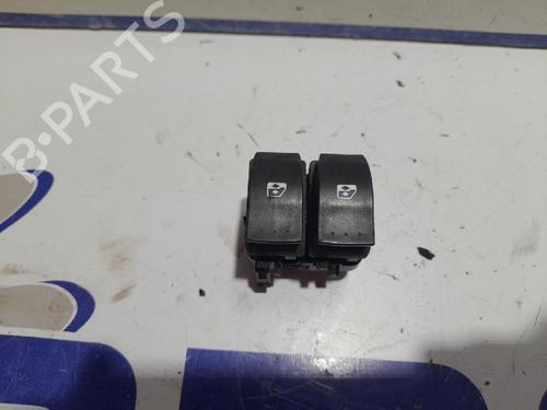 Used Left front window switch Left front window switch RENAULT SCÉNIC II (JM0/1_) [2003-2010] 31673236 31673236