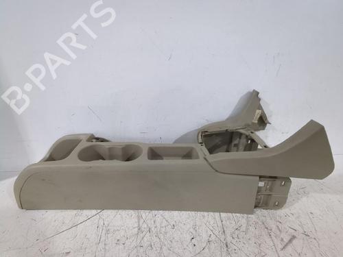 Used Middle console Middle console FORD FOCUS II Saloon (DB_, FCH, DH) 1.6 TDCi (90 hp) 33746161 33746161