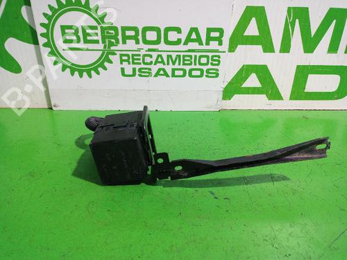 Fuse box FORD FIESTA V (JH_, JD_) 1.4 TDCi | BP31552932E1