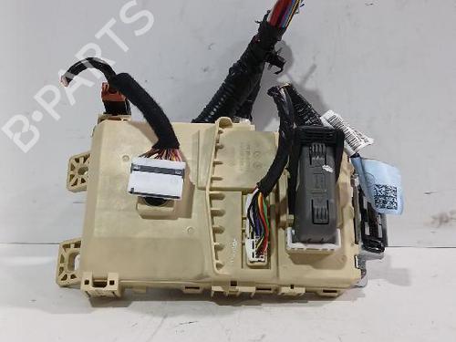 Used Fuse box HYUNDAI i20 III (BC3, BI3) 1.0 T-GDI (101 hp) 31568459