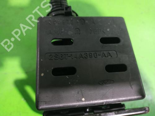 Fuse box FORD FIESTA V (JH_, JD_) 1.4 TDCi | BP31552932E1