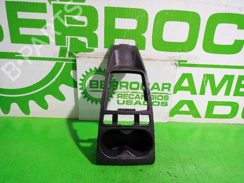 Kopholder/Genstandsholder SEAT IBIZA IV (6J5, 6P1) 1.2 (60 hp) 31553535