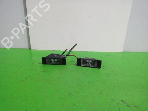 Used Licence plate light NISSAN QASHQAI II (J11, J11_) 1.2 DIG-T (115 hp) 31554609