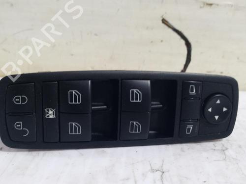 Used Right front window switch MERCEDES-BENZ A-CLASS (W169) A 200 CDI (169.008, 169.308) (140 hp) 31561617