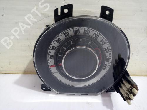 Used Instrument cluster Instrument cluster FIAT 500 (312_) 1.0 Mild Hybrid (312.AYD1B) (69 hp) 31560675 31560675