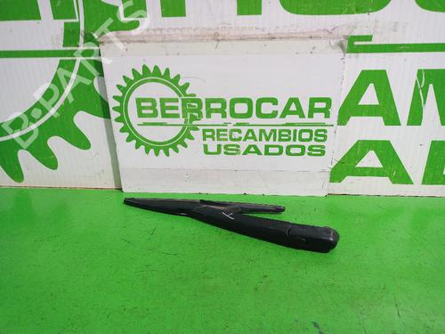 Used Rear windshield wiper arm PEUGEOT 2008 I (CU_) [2013-2026]  31676947