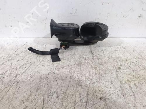 Used Horn Horn OPEL ZAFIRA / ZAFIRA FAMILY B (A05) 1.9 CDTI (M75) (120 hp) 31566362 31566362