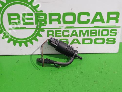Used Washer pump BMW X3 (E83) 2.0 d (150 hp) 31545179