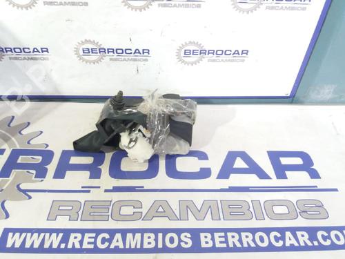 Used Rear right seatbelt TOYOTA COROLLA Verso (ZER_, ZZE12_, R1_) 2.2 D-4D (AUR10_, AUR10R) (177 hp) 31677923