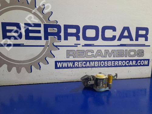 Used Front left seatbelt Front left seatbelt HYUNDAI ELANTRA III (XD) 2.0 CRDi (113 hp) 31542275 31542275