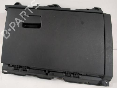 Handskerum TOYOTA COROLLA Estate (_E21_) 1.8 Hybrid (ZWE211W) (122 hp) 31562817