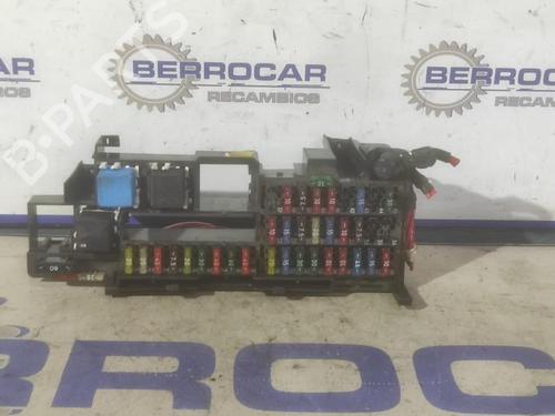 Used Fuse box Fuse box MERCEDES-BENZ A-CLASS (W168) A 140 (168.031, 168.131) (82 hp) 31569473 31569473