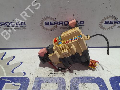 Used Fuse box Fuse box RENAULT KANGOO BE BOP (KW0/1_) 1.5 dCi 75 (75 hp) 31570667 31570667