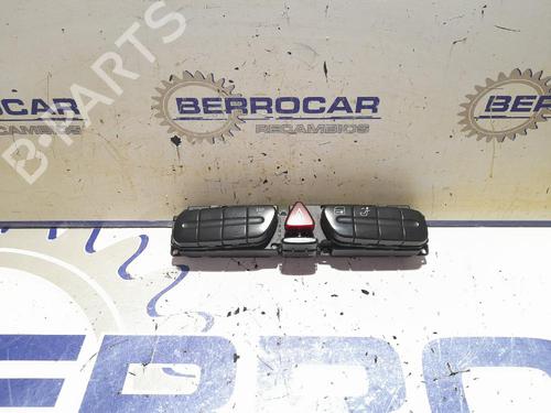 Used Switch Switch MERCEDES-BENZ C-CLASS (W203) C 220 CDI (203.006, 203.008) (143 hp) 31539498 31539498