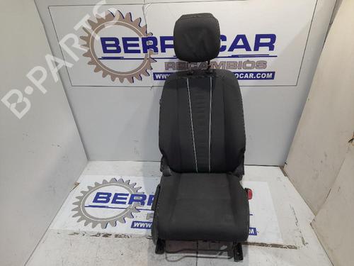 Used Right front seat RENAULT MEGANE IV Grandtour (K9A/M/N_) 1.6 dCi 130 (130 hp) 31540632