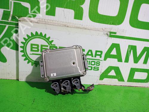 Used Engine control unit (ECU) Engine control unit (ECU) CITROËN C5 II (RC_) 1.6 HDi (RC8HZB) (109 hp) 33810424 33810424