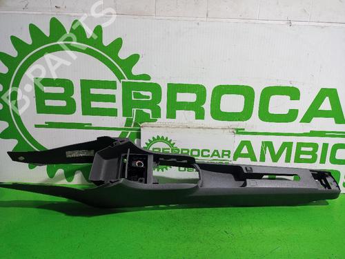 Used Middle console SEAT IBIZA III (6L1) 1.9 TDI (100 hp) 31553415