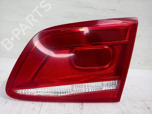 Right tailgate light VW PASSAT B7 (362) 1.6 TDI | BP31557425C80 - Image 4