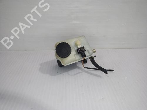 Used Brake master cylinder MERCEDES-BENZ VITO Van (W638) 112 CDI 2.2 (638.094) (122 hp) 31555414
