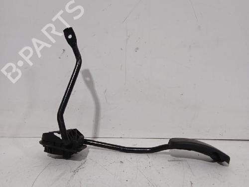 Pedal RENAULT CLIO II (BB_, CB_) 1.2 (BB0A, BB0F, BB10, BB1K, BB28, BB2D, BB2H, CB0A,... (58 hp) 32465192