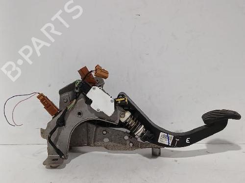 Used Clutch pedal Clutch pedal NISSAN QASHQAI II (J11, J11_) 1.3 DIG-T (140 hp) 31568354 31568354
