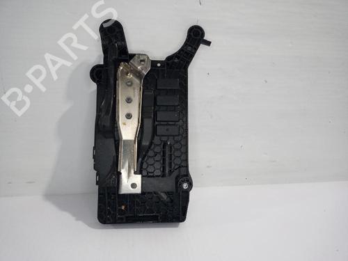 Used Support SEAT IBIZA V (KJ1, KJG) 1.0 TSI (95 hp) 31556571