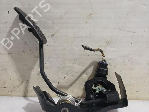 Used Pedal Pedal TOYOTA COROLLA Verso (ZER_, ZZE12_, R1_) 2.2 D-4D (AUR10_, AUR10R) (177 hp) 31563760 31563760