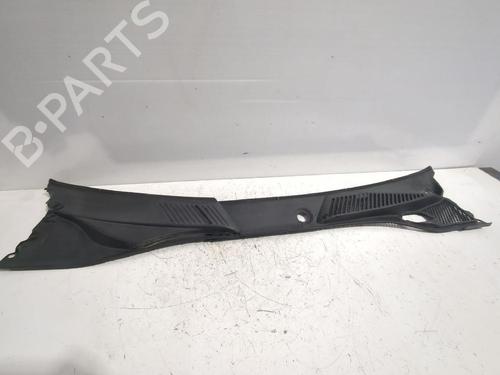 Griglia sotto parabrezza RENAULT CLIO II (BB_, CB_) 1.2 (BB0A, BB0F, BB10, BB1K, BB28, BB2D, BB2H, CB0A,... (58 hp) 32465200