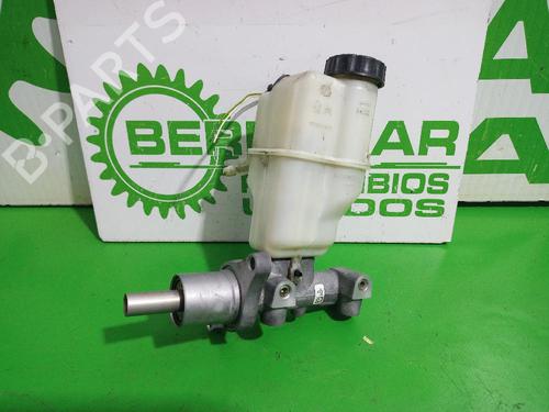 Used Brake master cylinder Brake master cylinder PEUGEOT 508 I (8D_) 2.0 HDi (140 hp) 31548281 31548281