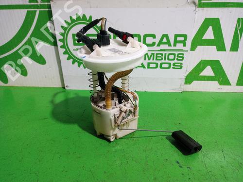 Used Fuel pump FORD FIESTA V (JH_, JD_) 1.4 TDCi (68 hp) 31553045