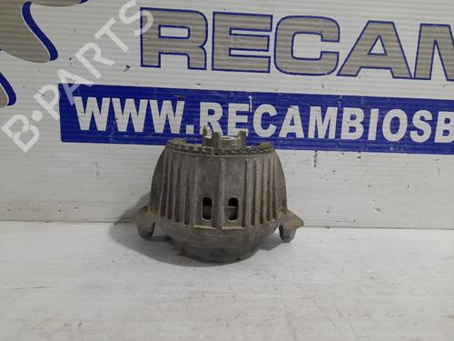 Used Engine mount Engine mount MERCEDES-BENZ E-CLASS (W212) E 220 CDI / BlueTEC (212.001, 212.002) (170 hp) 31541970 31541970