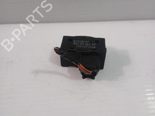 Right front window switch PEUGEOT 407 (6D_) 2.0 HDi 135 (6DRHRH, 6DRHRE, 6DRHRG, 6DRHRJ) | BP31564929I26