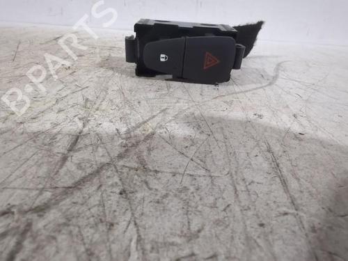 Warnblinkschalter für DACIA SANDERO II 1.5 dCi (90 hp) 31566526