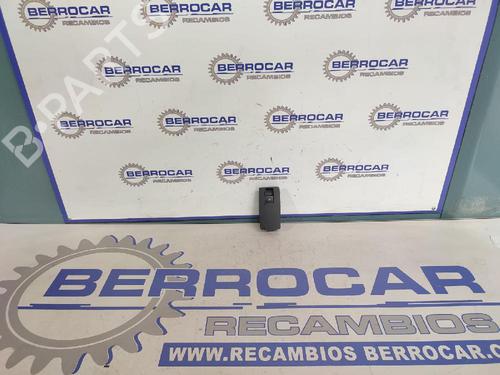 right-front-window-switch-opel-insignia-a-g09-2008-2009-2010-2011-2012-2013-2014-2015-2016-2017-31569225 main image