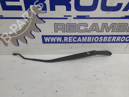 Vindspejlsviskerarm KIA SPORTAGE II (JE_, KM_) [2004-2011]  31673846