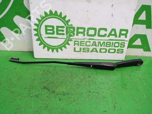 Used Front windshield wiper arm Front windshield wiper arm 31547966 31547966