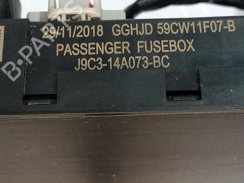Fuse box JAGUAR E-PACE (X540) 2.0 D150 AWD | BP31554772E1 