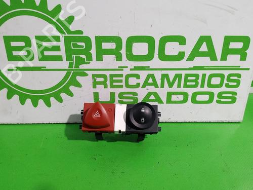 warning-switch-renault-megane-ii-coupe-cabriolet-em01_-2003-2004-2005-2006-2007-2008-2009-2010-31544445 main image