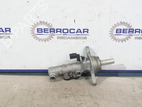 Used Brake master cylinder Brake master cylinder VW GOLF V (1K1) 1.9 TDI (105 hp) 31569457 31569457