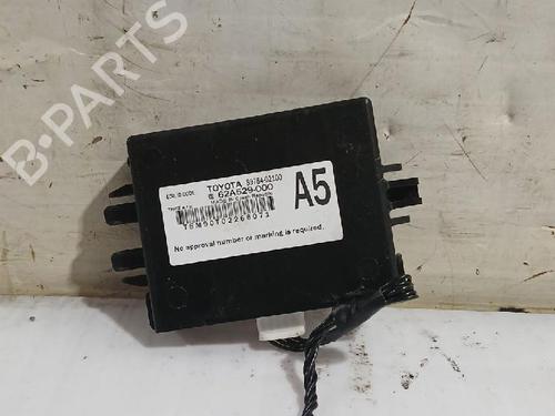 Used Electronic module TOYOTA COROLLA Estate (_E21_) 1.8 Hybrid (ZWE211W) (122 hp) 31563037